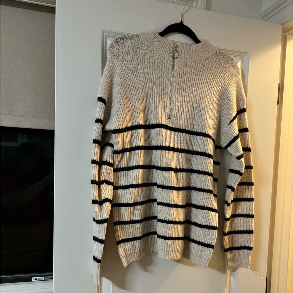 Half Zip Pullover Sweater (M)